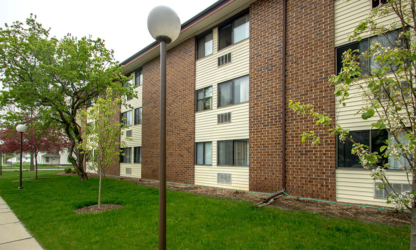 Columbus Place Image 2