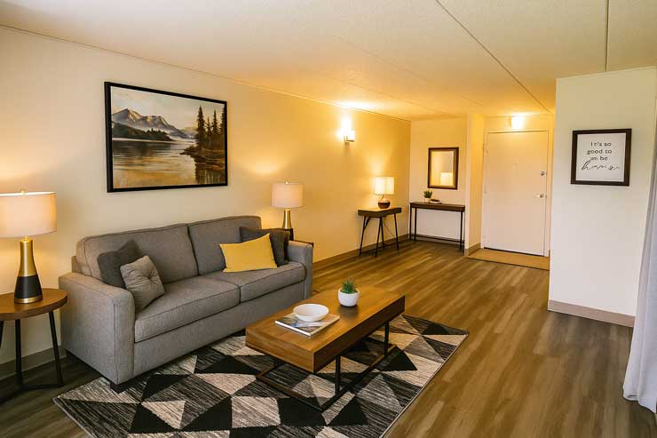 Autumn House Apartments Image 1